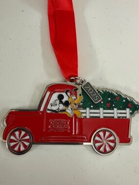 2025 Very Merry Christmas ornament